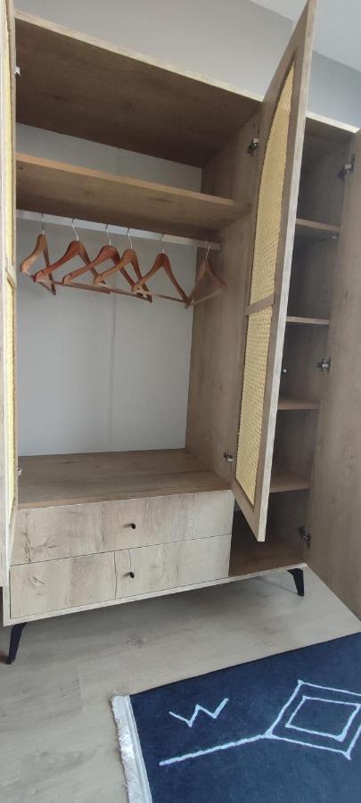 Apartamento Studyo At High Flat Estambul Exterior foto